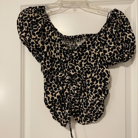 H&M Tops - H&M Leopard Print Drawstring Top